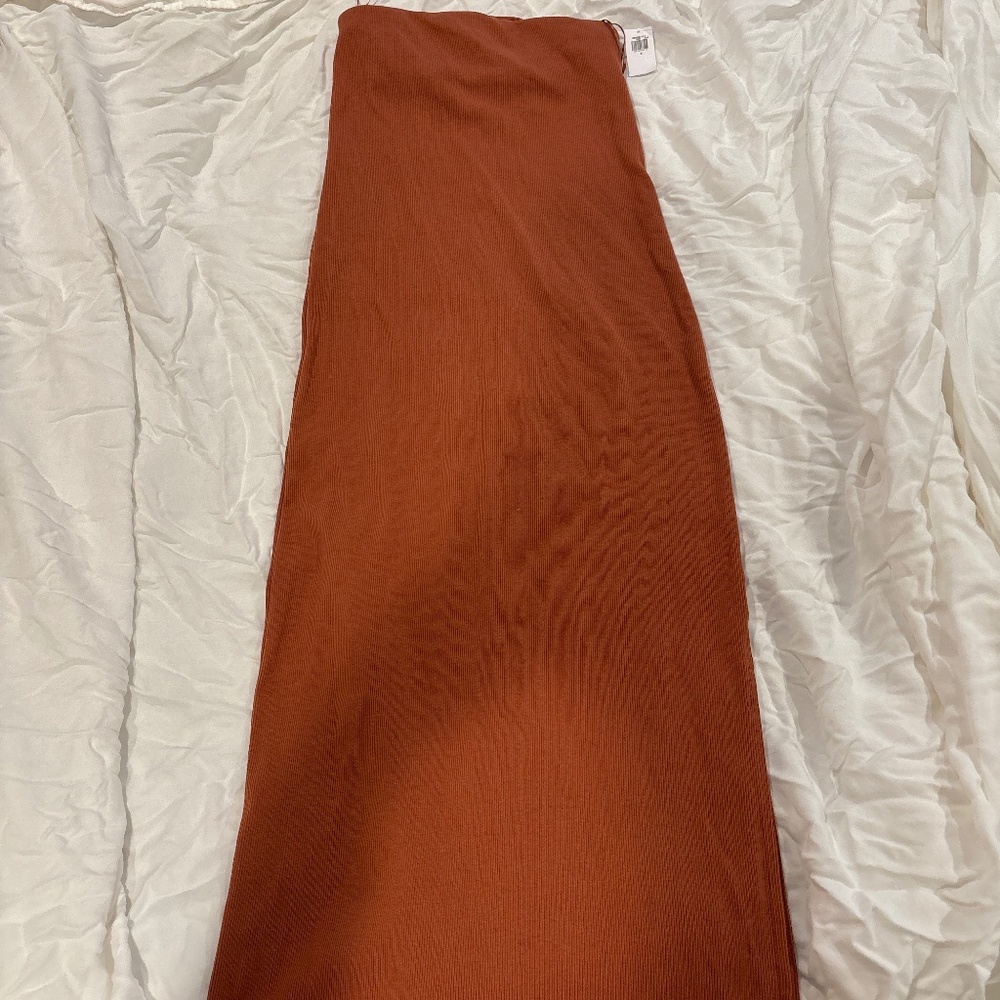 Fitted strapless tube dress- midi length